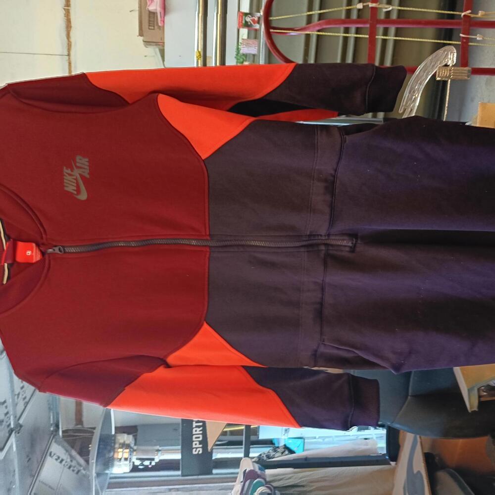 Nike Air Women's Colorblock Jumpsuit - Stylish & Comfortable Activewear